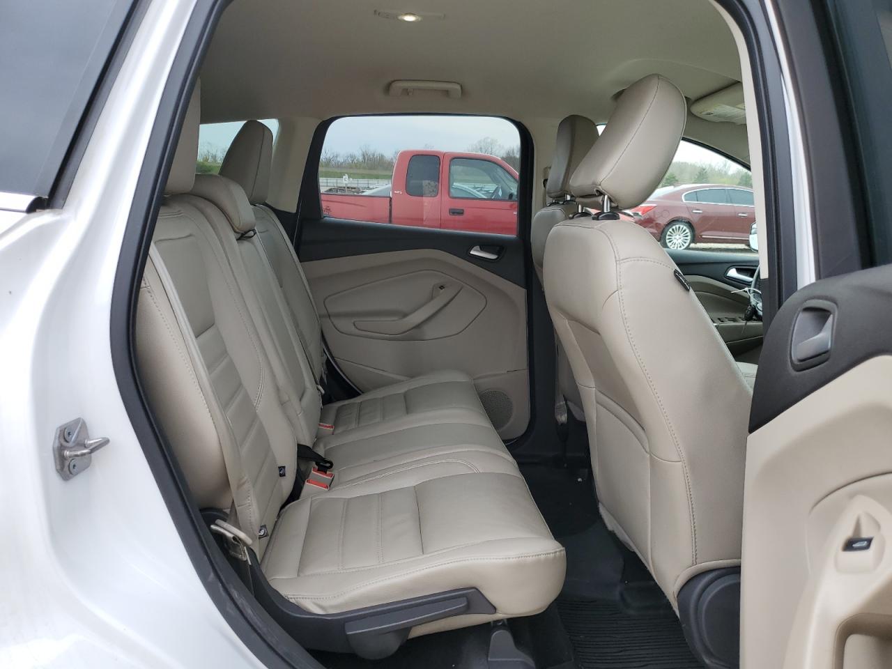 Photo 10 VIN: 1FMCU9H95JUB32783 - FORD ESCAPE 