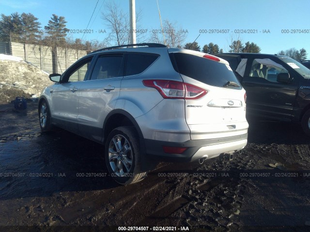 Photo 2 VIN: 1FMCU9H96DUA04962 - FORD ESCAPE 