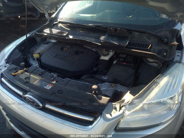 Photo 9 VIN: 1FMCU9H96DUA04962 - FORD ESCAPE 