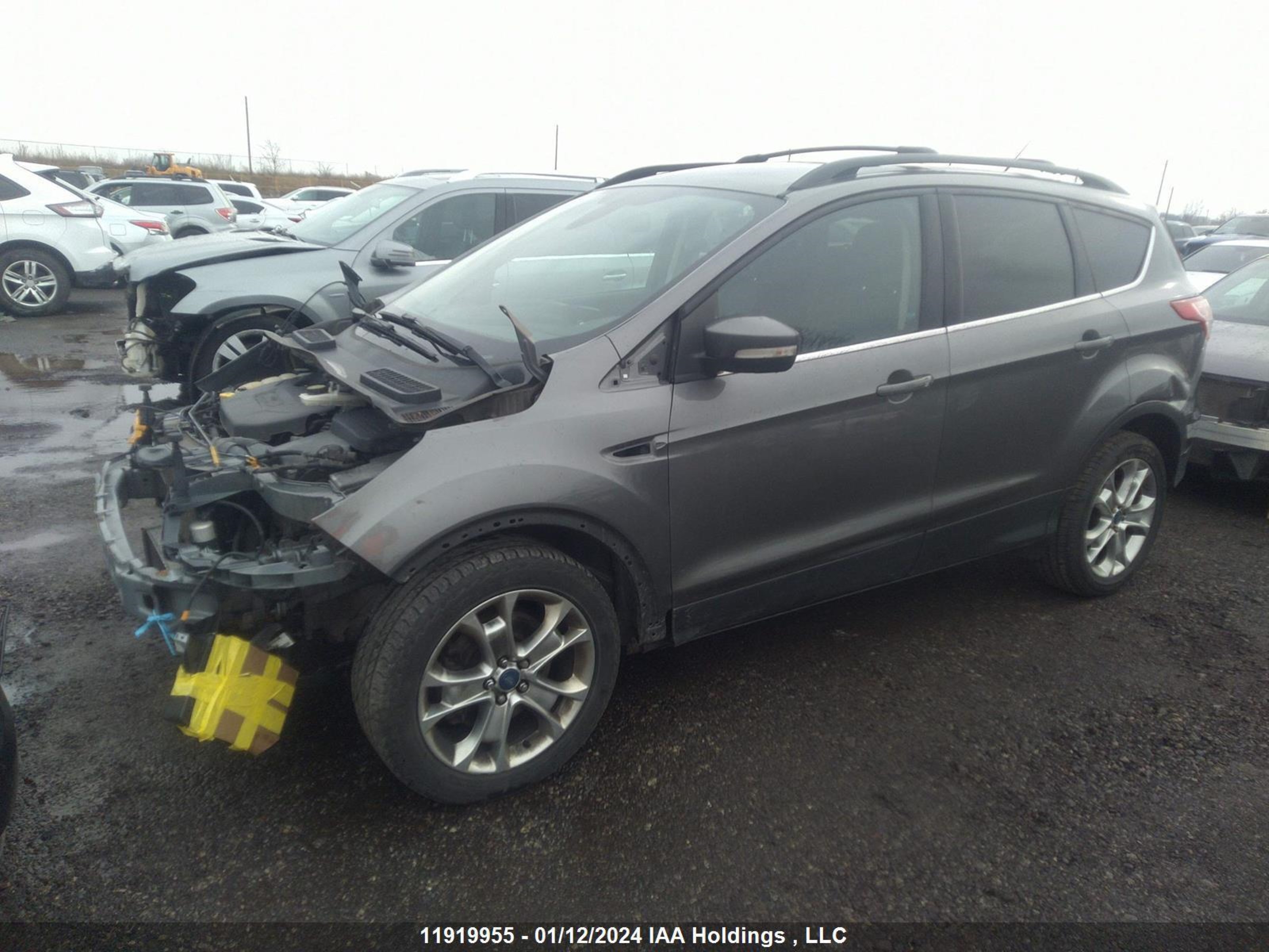 Photo 1 VIN: 1FMCU9H96DUB57583 - FORD ESCAPE 