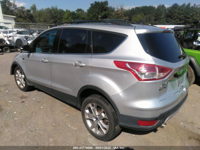 Photo 2 VIN: 1FMCU9H96DUD05229 - FORD ESCAPE 