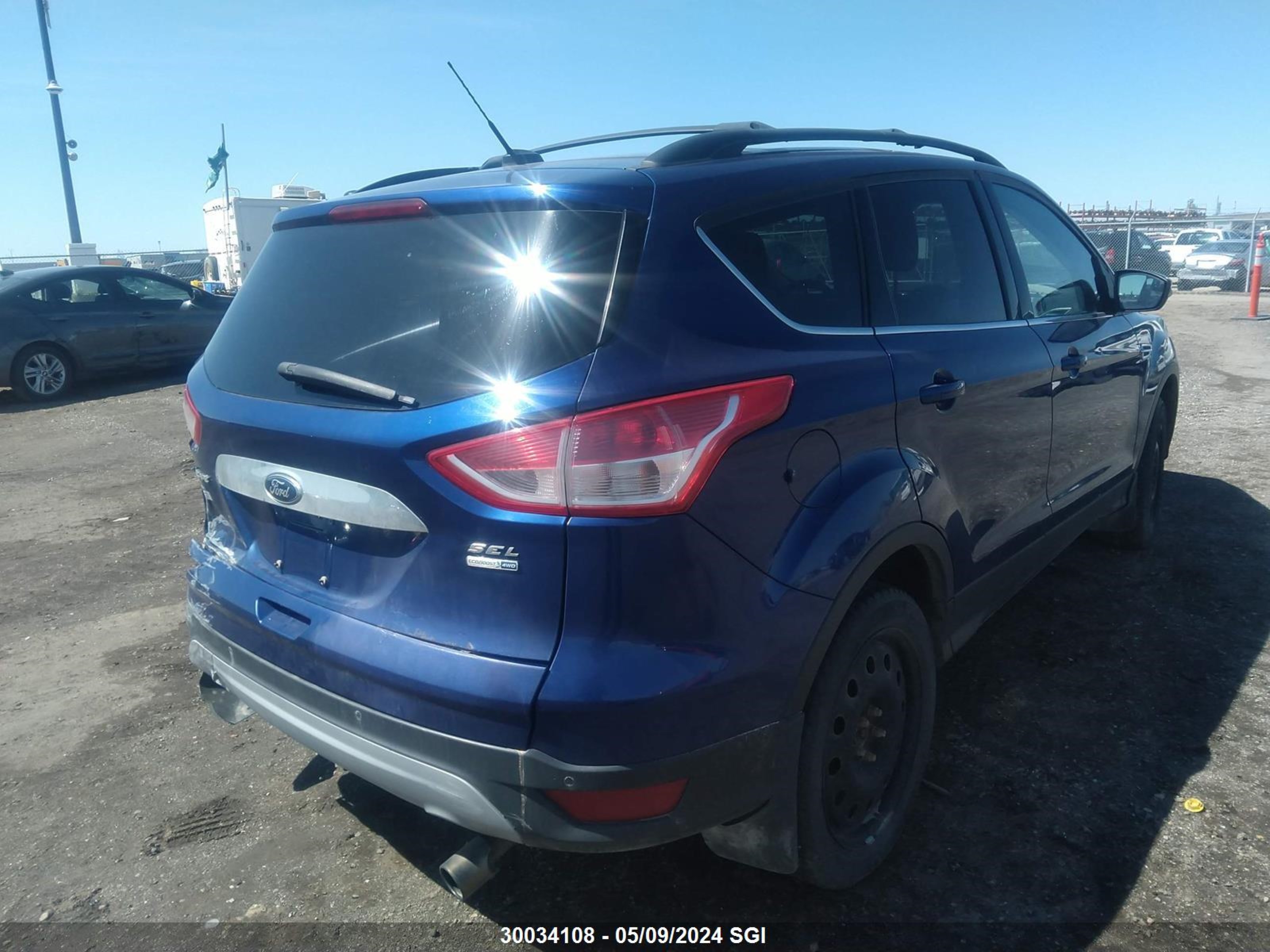 Photo 3 VIN: 1FMCU9H97DUA14965 - FORD ESCAPE 