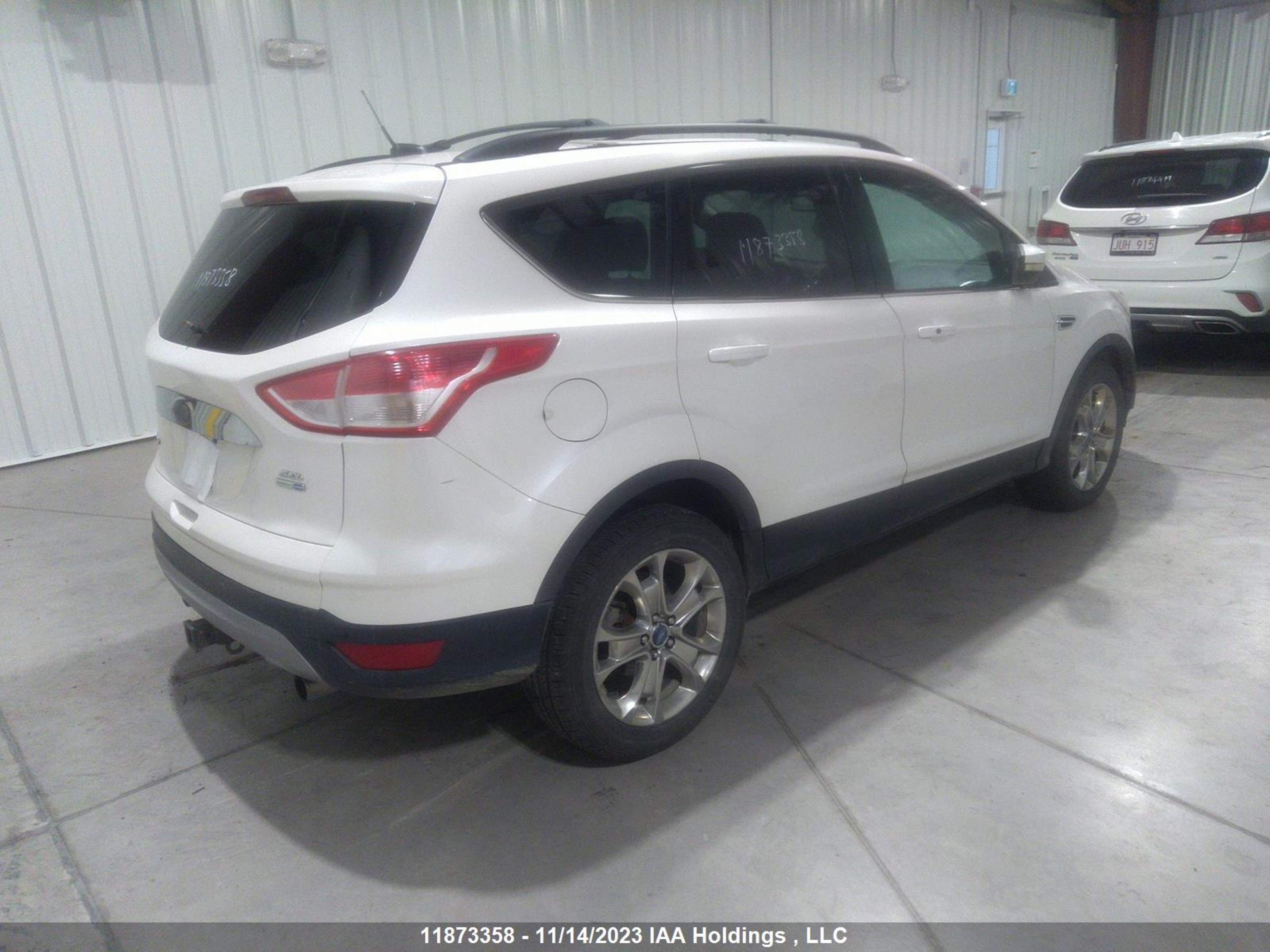 Photo 3 VIN: 1FMCU9H97DUC88912 - FORD ESCAPE 