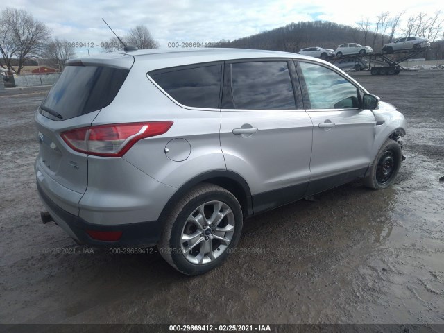 Photo 3 VIN: 1FMCU9H98DUD51726 - FORD ESCAPE 