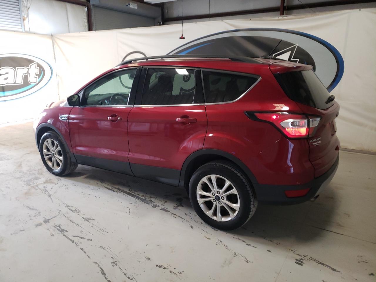 Photo 1 VIN: 1FMCU9HD0JUA26522 - FORD ESCAPE 