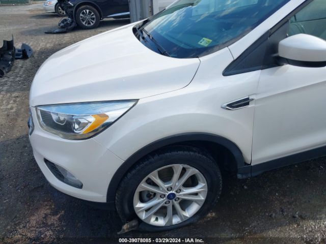 Photo 5 VIN: 1FMCU9HD1JUA49453 - FORD ESCAPE 