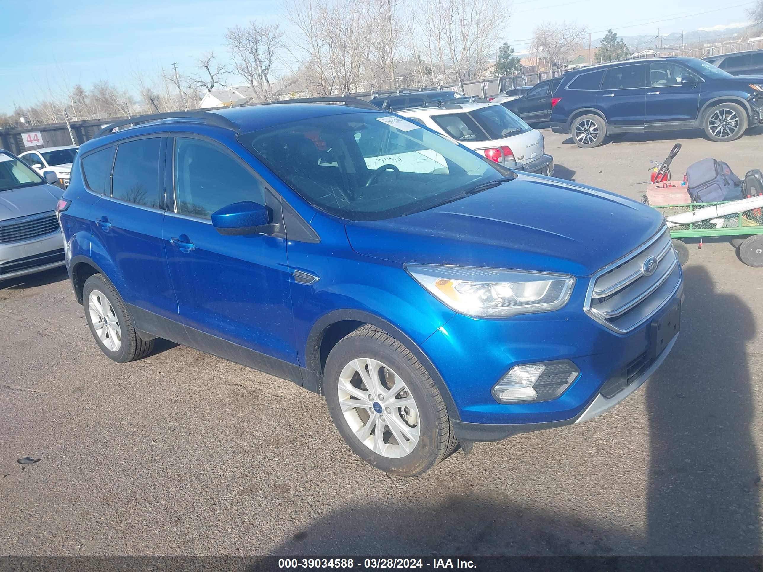 Photo 0 VIN: 1FMCU9HD1JUB43493 - FORD ESCAPE 