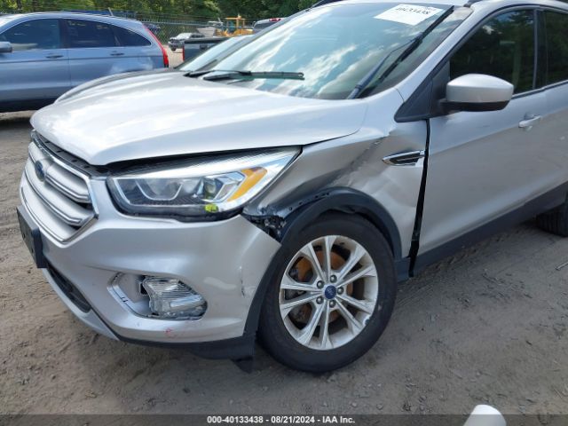 Photo 5 VIN: 1FMCU9HD1JUB57992 - FORD ESCAPE 