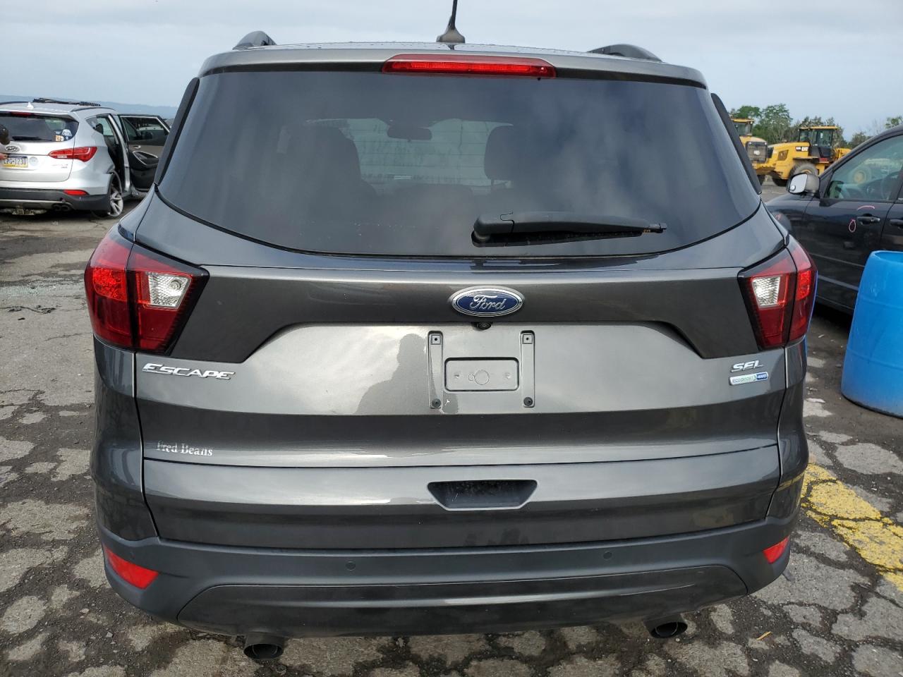 Photo 5 VIN: 1FMCU9HD1KUA48868 - FORD ESCAPE 