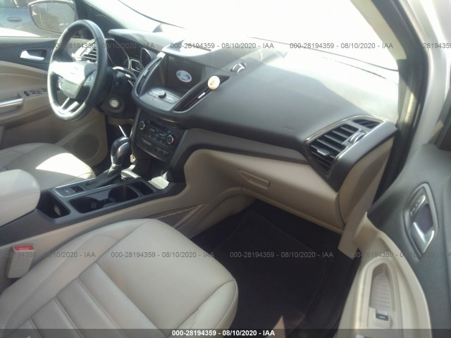 Photo 4 VIN: 1FMCU9HD2JUB73361 - FORD ESCAPE 