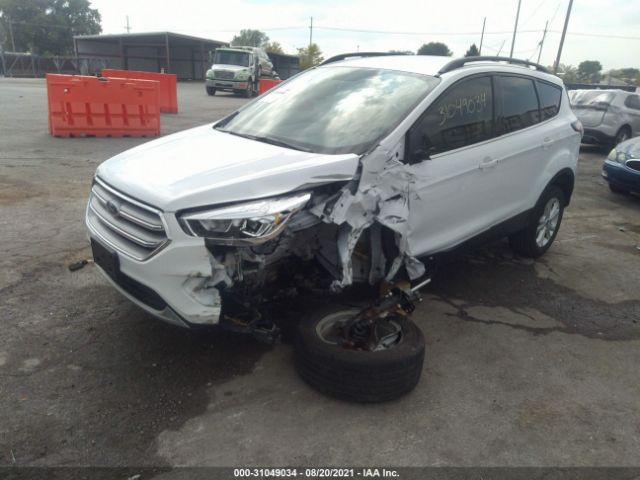 Photo 1 VIN: 1FMCU9HD3JUC48102 - FORD ESCAPE 