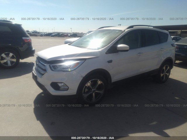 Photo 1 VIN: 1FMCU9HD4JUB83051 - FORD ESCAPE 