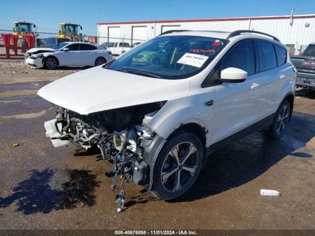 Photo 1 VIN: 1FMCU9HD5JUA55613 - FORD ESCAPE 