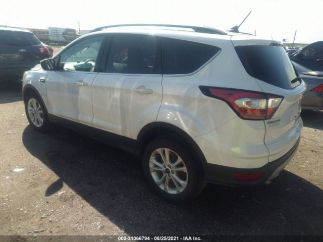 Photo 2 VIN: 1FMCU9HD5JUA56020 - FORD ESCAPE 