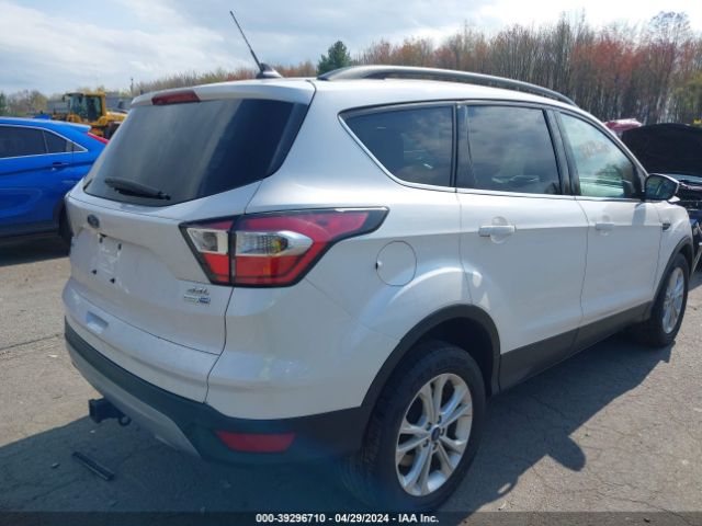 Photo 3 VIN: 1FMCU9HD5JUC43323 - FORD ESCAPE 