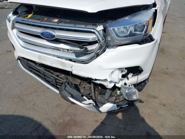 Photo 5 VIN: 1FMCU9HD5JUC43323 - FORD ESCAPE 