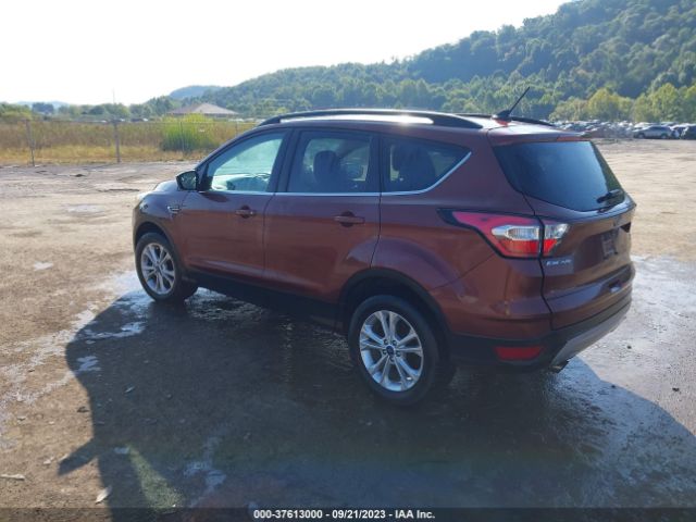 Photo 2 VIN: 1FMCU9HD6JUB22834 - FORD ESCAPE 