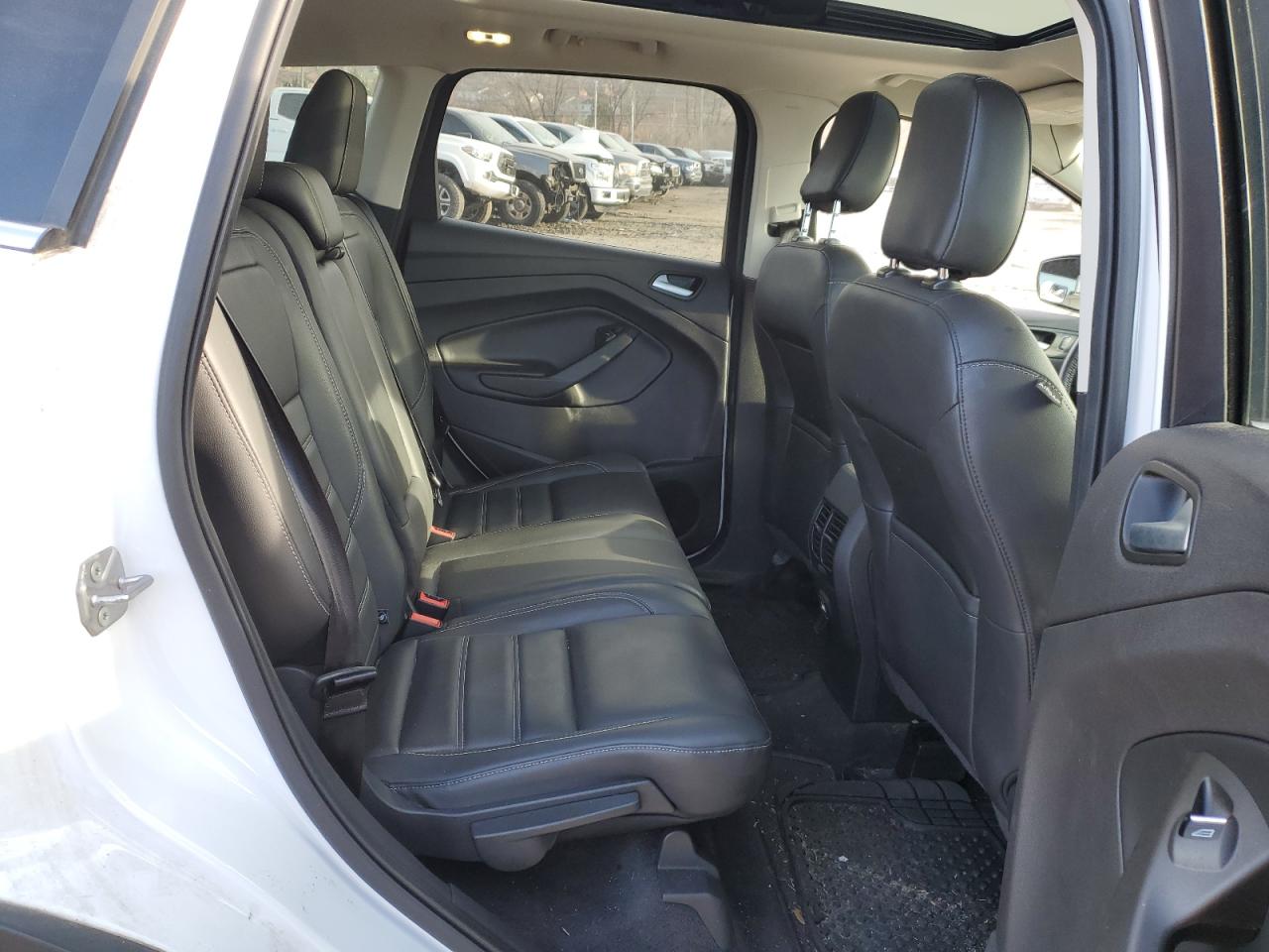 Photo 9 VIN: 1FMCU9HD6KUA90937 - FORD ESCAPE 