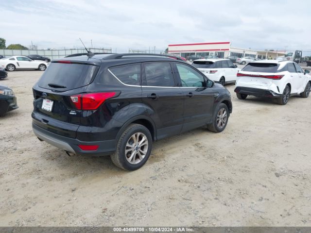 Photo 3 VIN: 1FMCU9HD6KUC01325 - FORD ESCAPE 