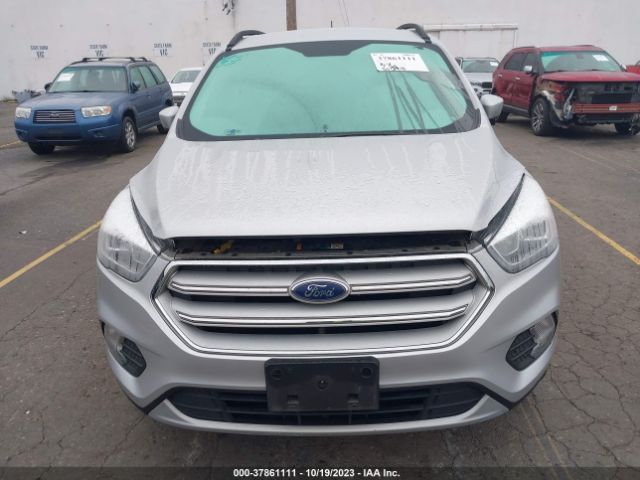 Photo 5 VIN: 1FMCU9HD7JUA25044 - FORD ESCAPE 