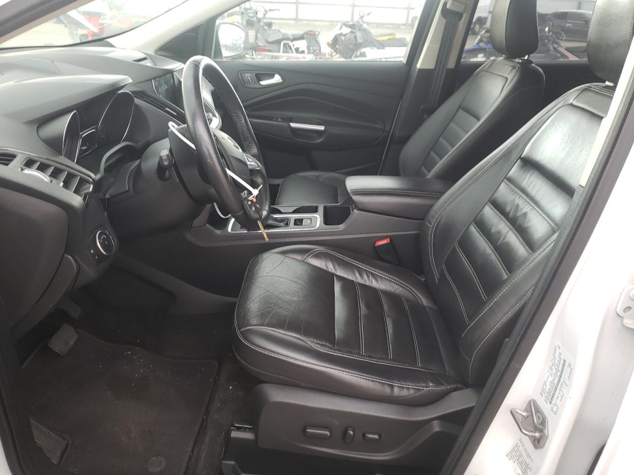 Photo 6 VIN: 1FMCU9HD7JUA44225 - FORD ESCAPE 