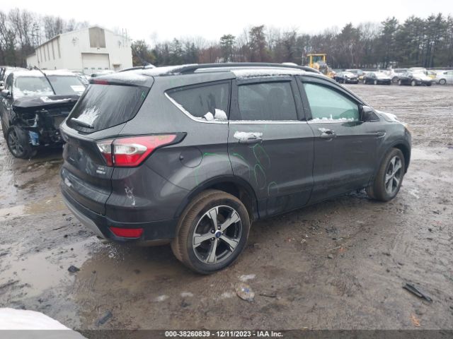 Photo 3 VIN: 1FMCU9HD8JUB34144 - FORD ESCAPE 