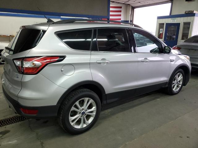 Photo 3 VIN: 1FMCU9HD8JUB53986 - FORD ESCAPE 