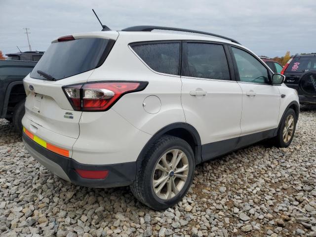 Photo 2 VIN: 1FMCU9HD9JUA44257 - FORD ESCAPE 