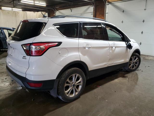 Photo 2 VIN: 1FMCU9HD9JUB69582 - FORD ESCAPE 