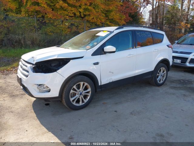 Photo 1 VIN: 1FMCU9HD9JUB92795 - FORD ESCAPE 