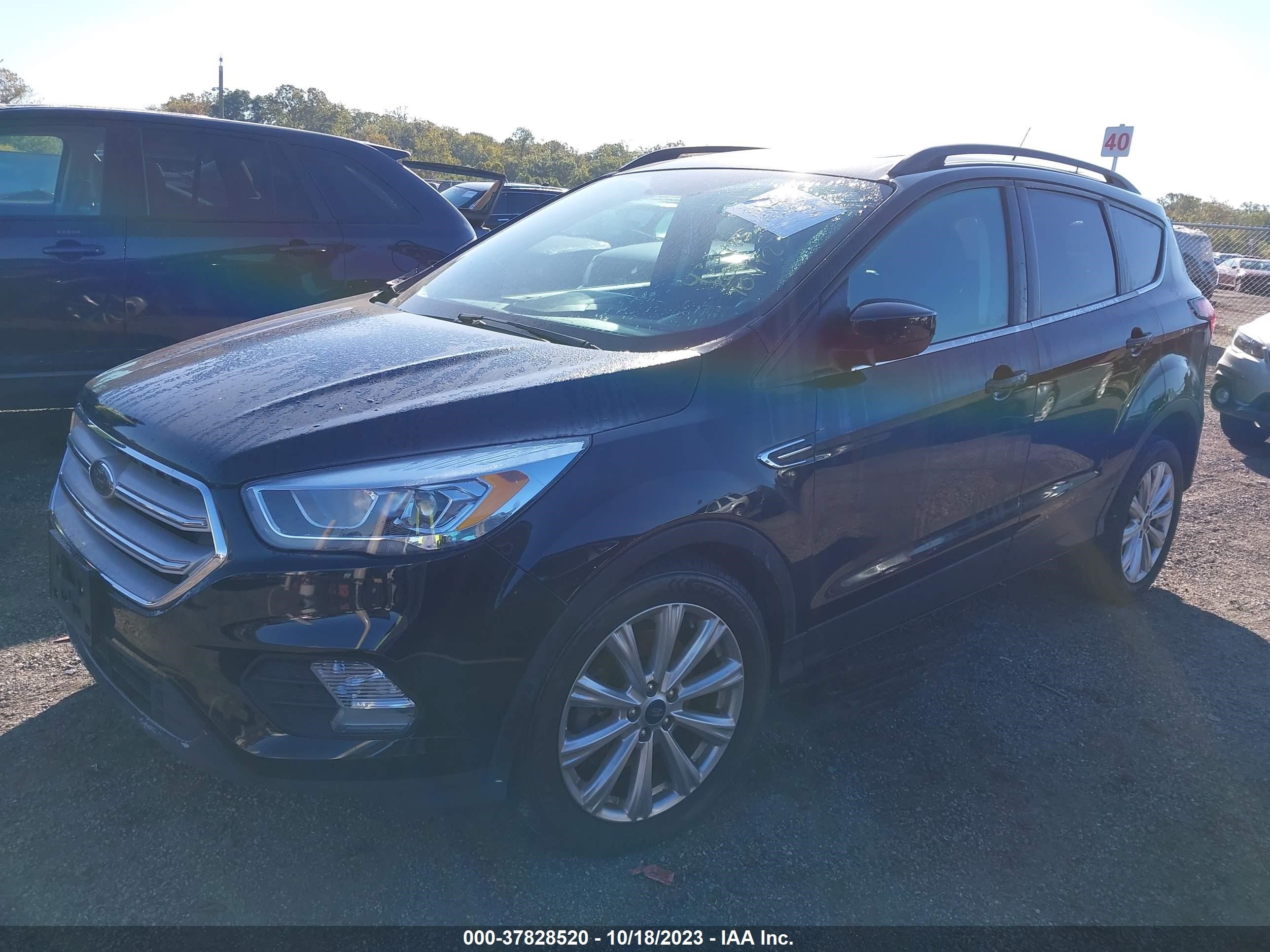 Photo 1 VIN: 1FMCU9HD9KUA66230 - FORD ESCAPE 