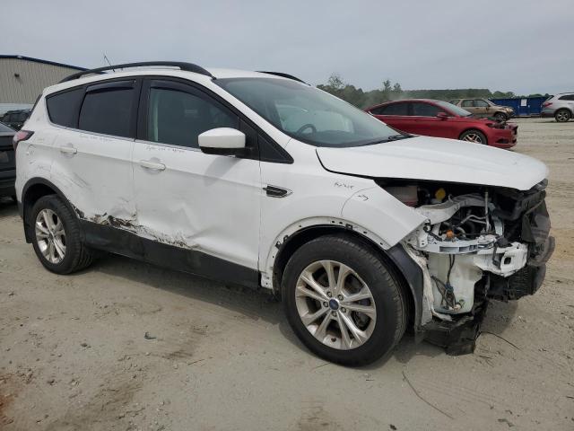 Photo 3 VIN: 1FMCU9HDXJUB69669 - FORD ESCAPE 