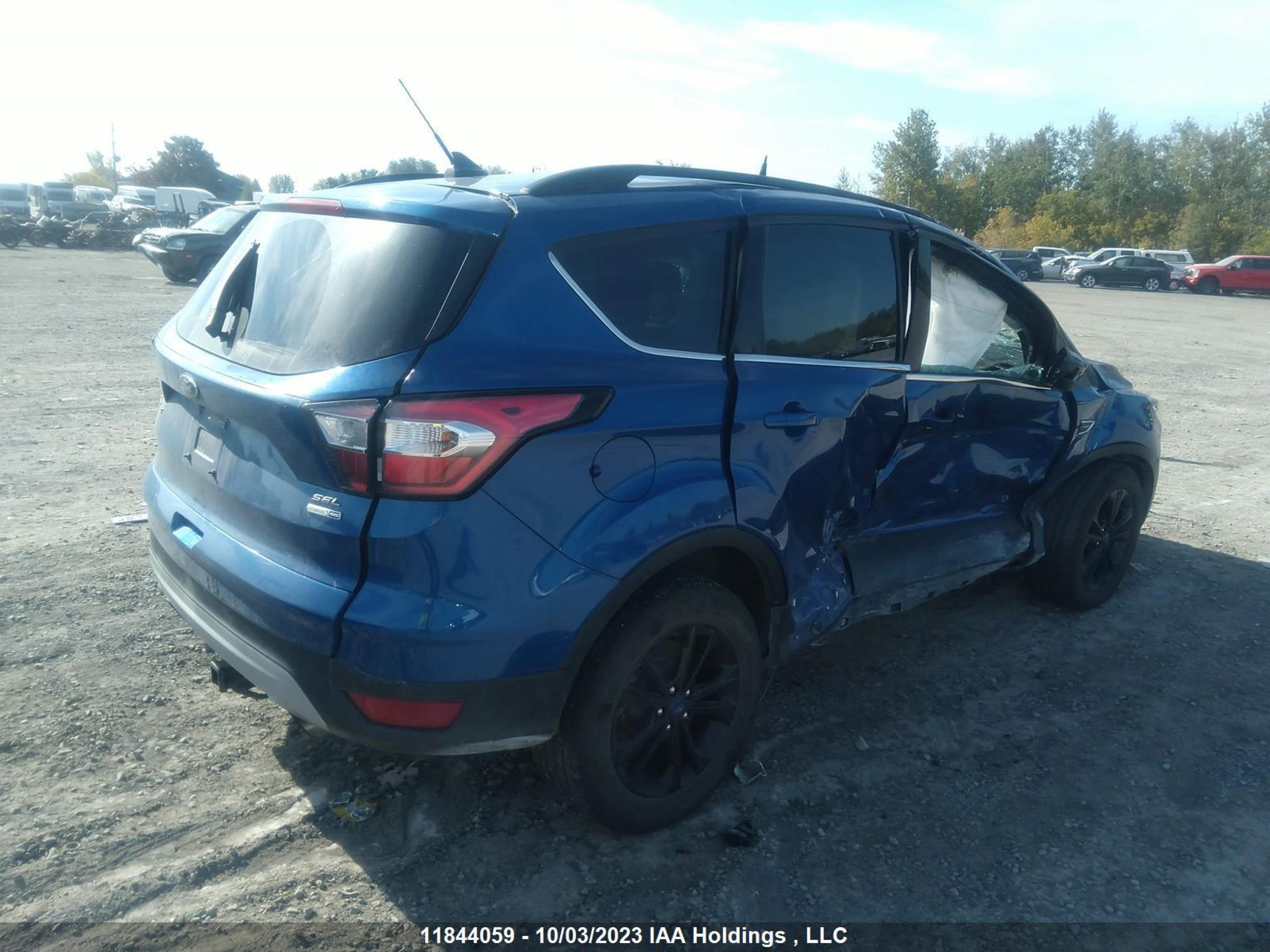 Photo 3 VIN: 1FMCU9HDXJUC65091 - FORD ESCAPE 