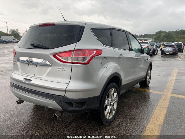 Photo 3 VIN: 1FMCU9HX1DUD11826 - FORD ESCAPE 