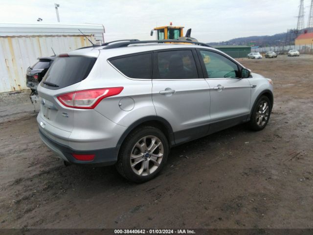 Photo 3 VIN: 1FMCU9HX7DUC10712 - FORD ESCAPE 