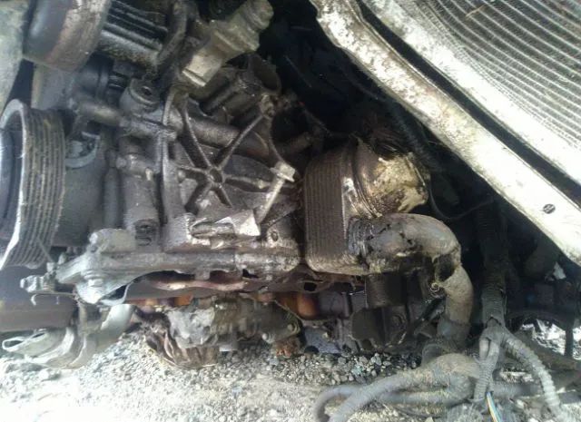 Photo 9 VIN: 1FMCU9HX9DUB25404 - FORD ESCAPE 