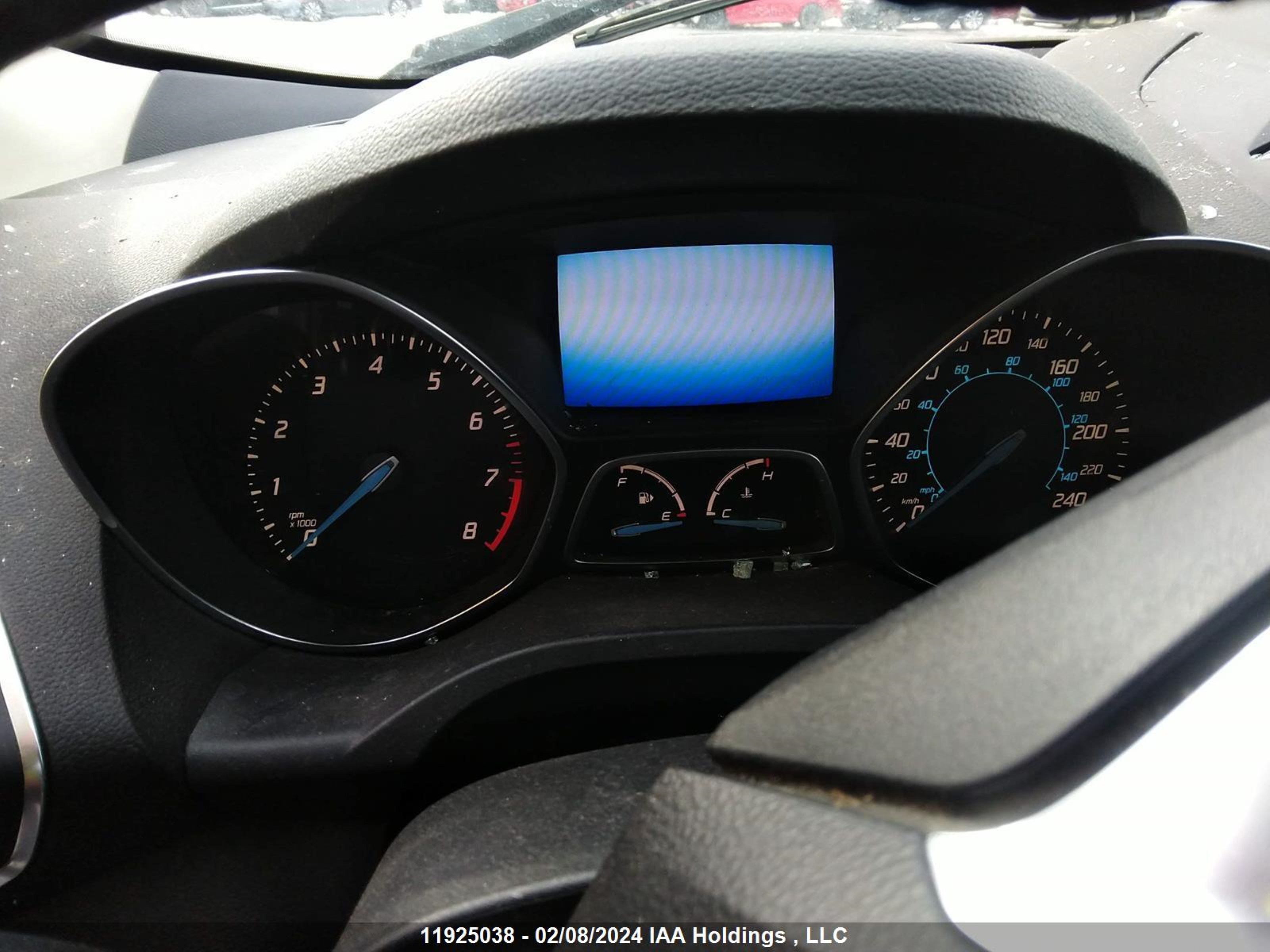 Photo 6 VIN: 1FMCU9J90DUA36347 - FORD ESCAPE 