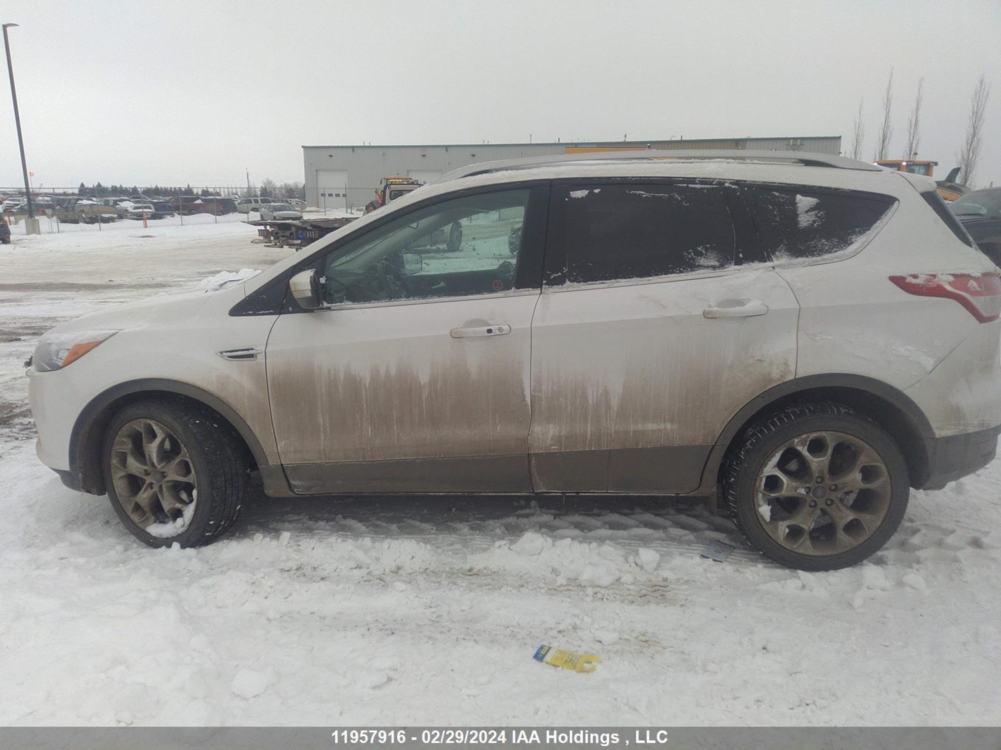 Photo 13 VIN: 1FMCU9J90EUA32817 - FORD ESCAPE 