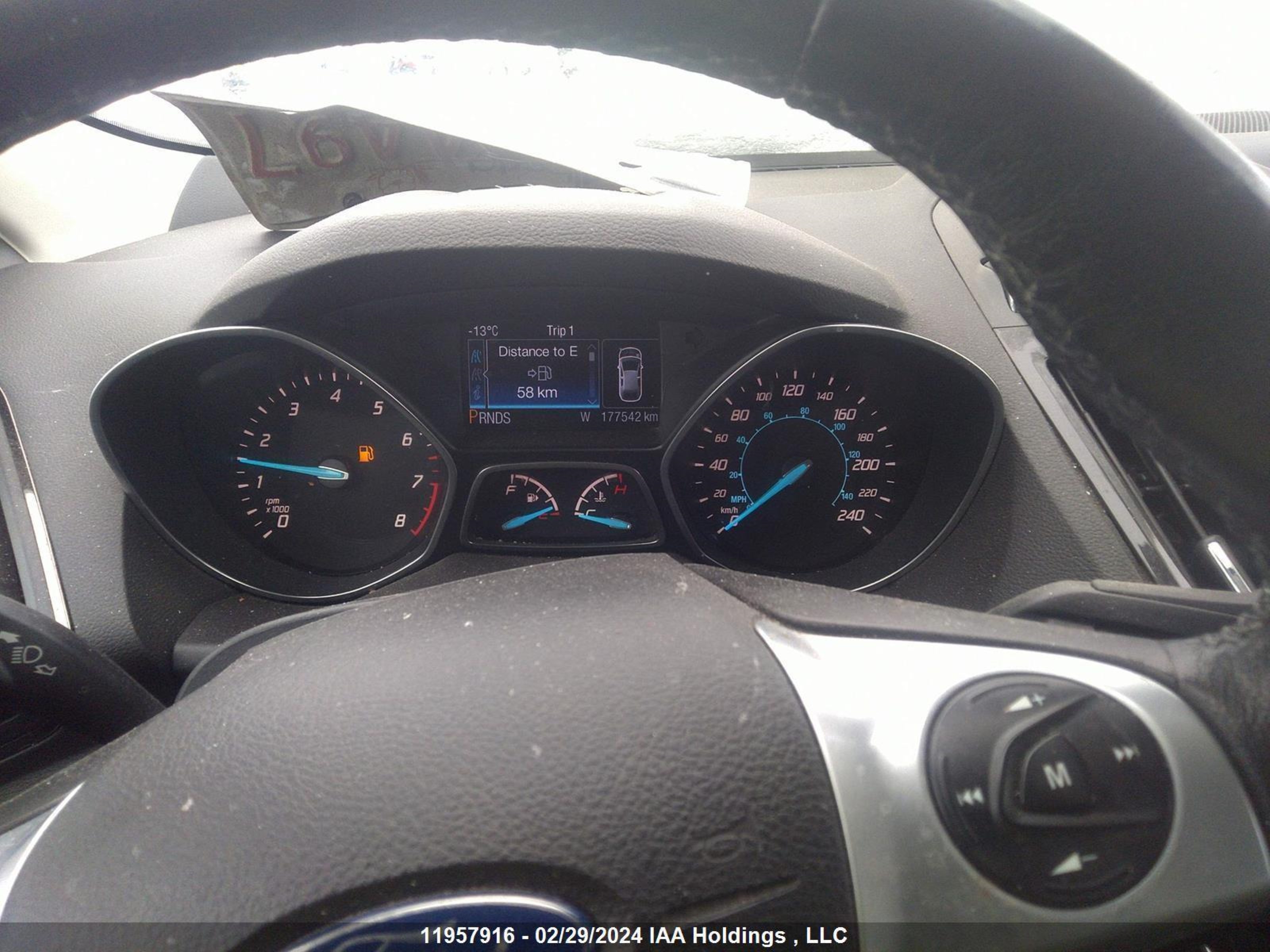 Photo 6 VIN: 1FMCU9J90EUA32817 - FORD ESCAPE 