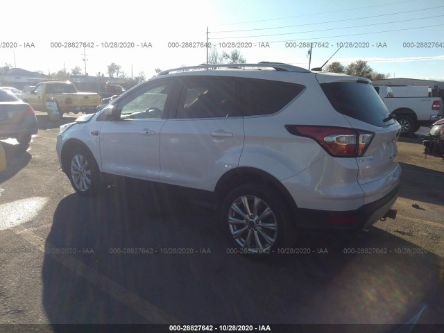 Photo 2 VIN: 1FMCU9J90HUB80406 - FORD ESCAPE 