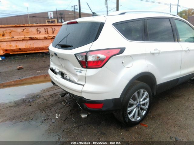 Photo 3 VIN: 1FMCU9J90JUA94793 - FORD ESCAPE 