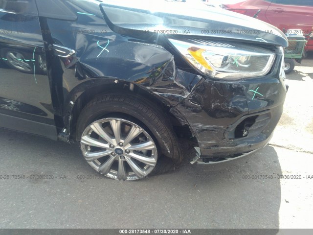 Photo 5 VIN: 1FMCU9J90JUD59471 - FORD ESCAPE 