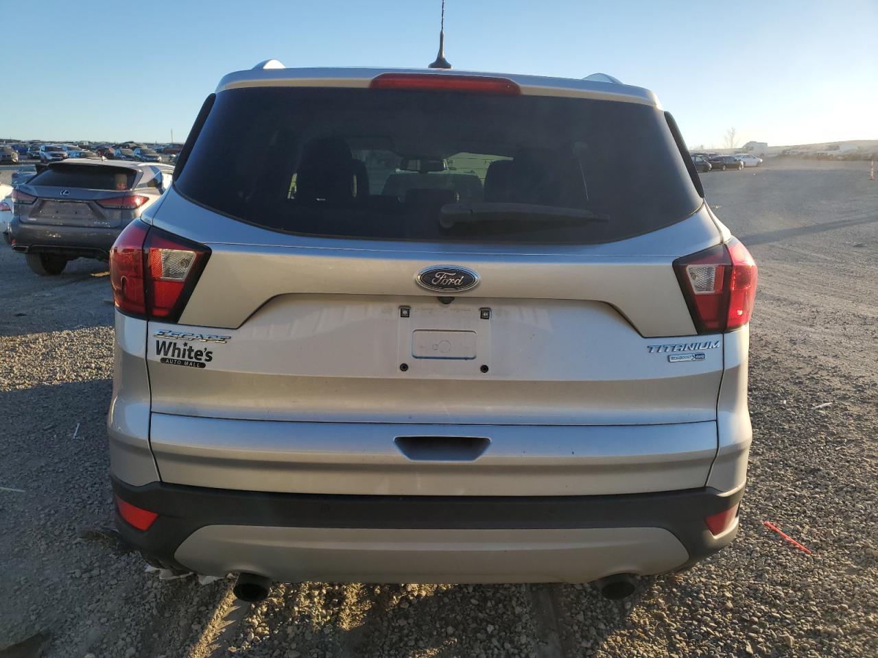 Photo 5 VIN: 1FMCU9J90KUA43389 - FORD ESCAPE 