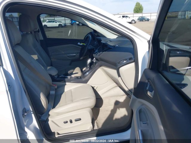 Photo 4 VIN: 1FMCU9J91FUB50084 - FORD ESCAPE 