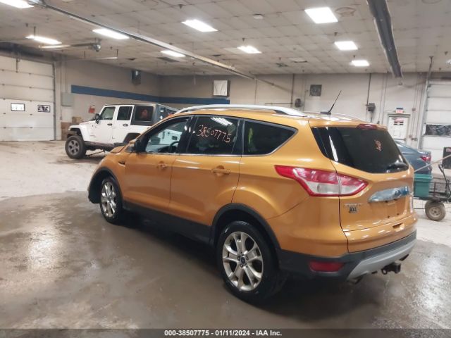 Photo 2 VIN: 1FMCU9J91GUA34787 - FORD ESCAPE 