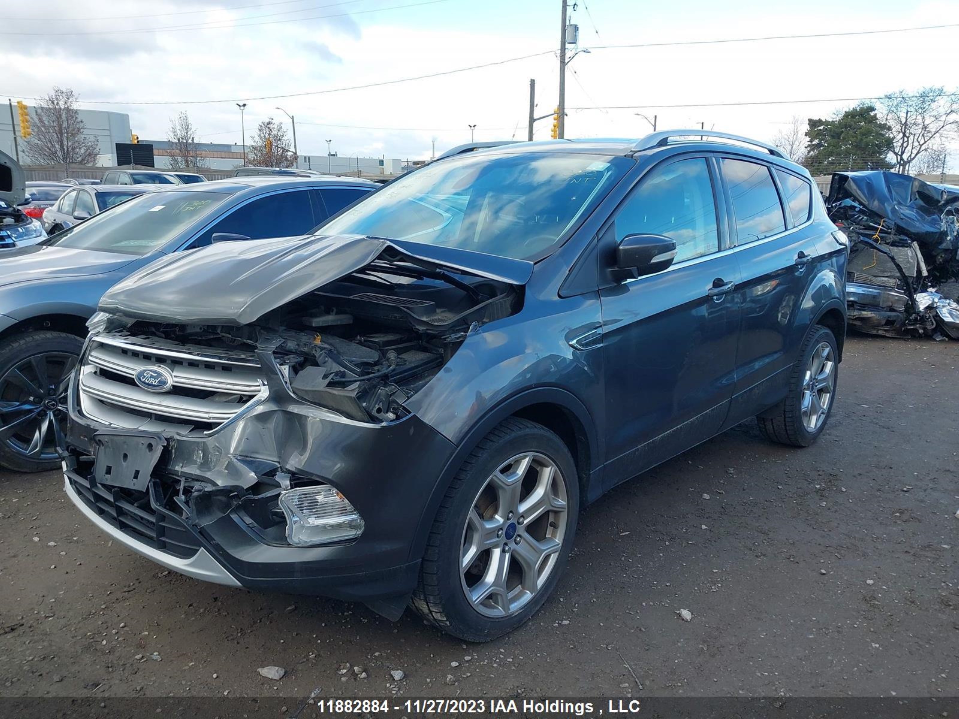 Photo 1 VIN: 1FMCU9J91HUB16956 - FORD ESCAPE 