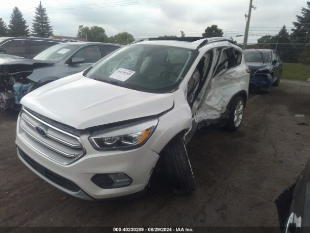 Photo 1 VIN: 1FMCU9J91KUB77439 - FORD ESCAPE 