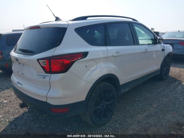 Photo 3 VIN: 1FMCU9J91KUB89302 - FORD ESCAPE 