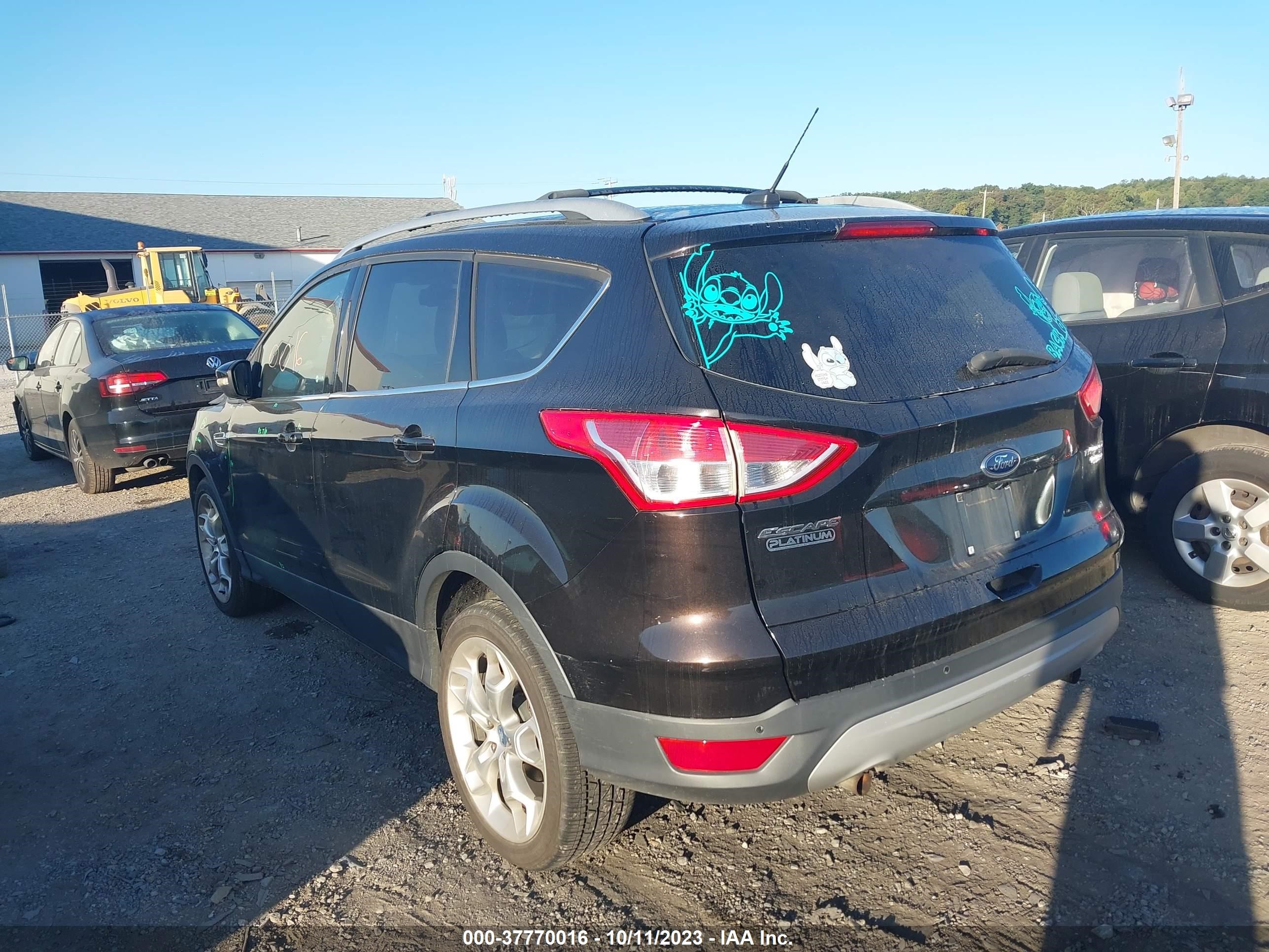 Photo 2 VIN: 1FMCU9J92DUB32674 - FORD ESCAPE 