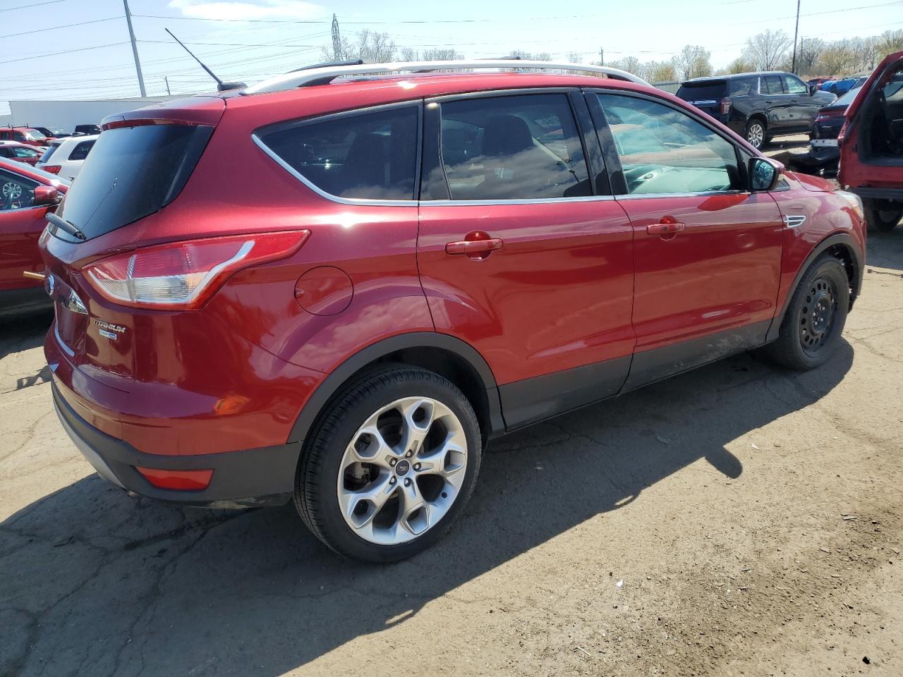 Photo 2 VIN: 1FMCU9J92EUA92193 - FORD ESCAPE 